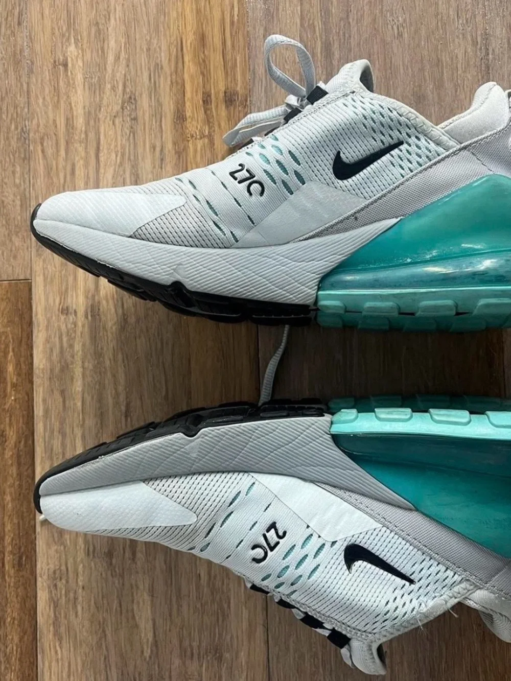 Nike White Sneakers with Teal Heel Air Unit
